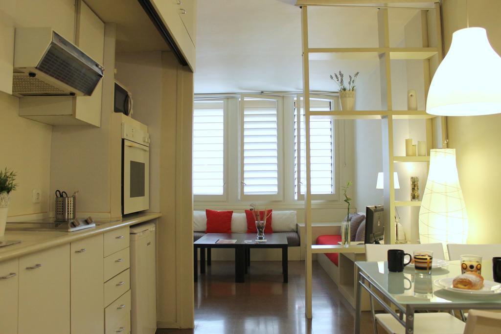 Sweet Bcn Apartments Barcelona Phòng bức ảnh