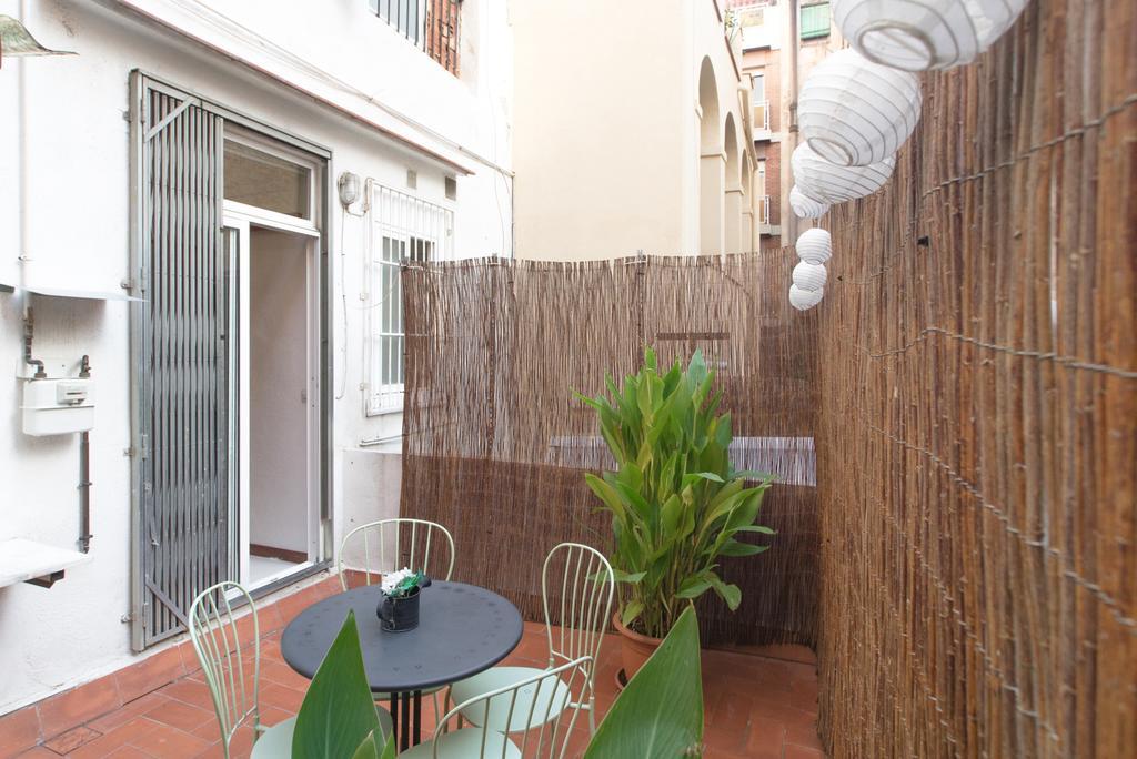 Sweet Bcn Apartments Barcelona Ngoại thất bức ảnh