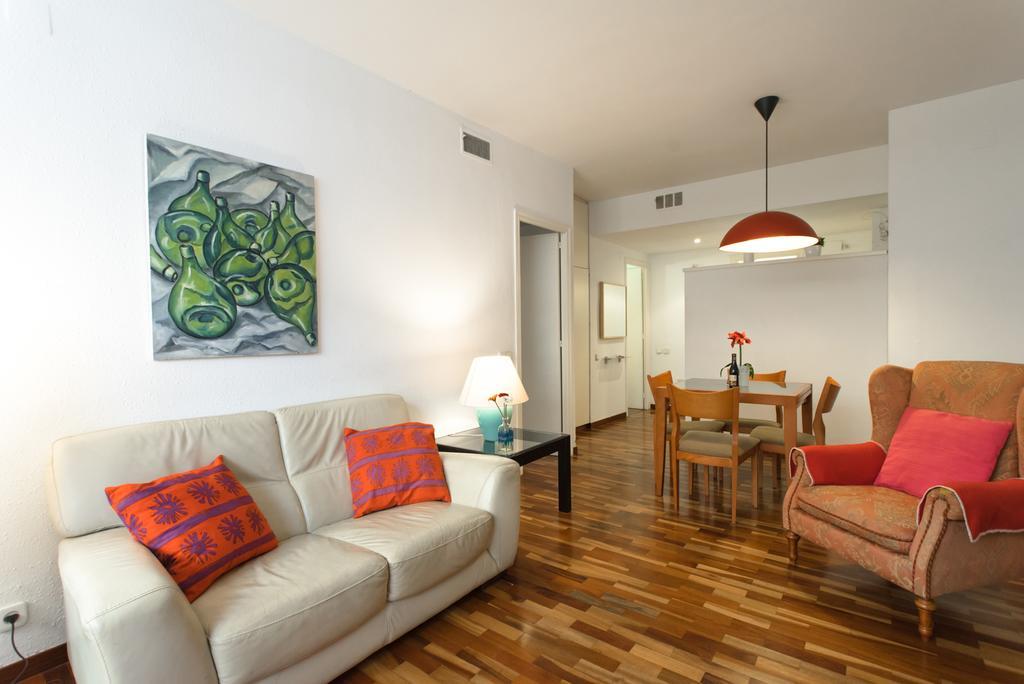 Sweet Bcn Apartments Barcelona Ngoại thất bức ảnh